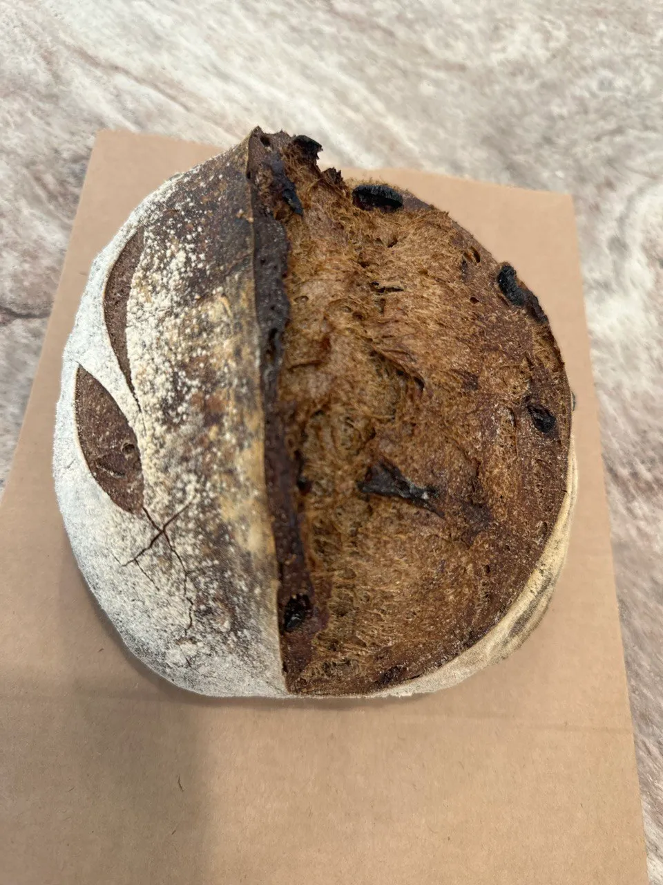 Хлеб "Пшеничный" с солодом и клюквой, 500гр.